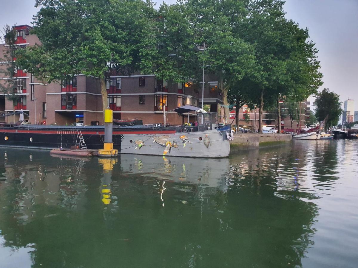 Houseboat Holiday Apartments Rotterdam Exteriör bild